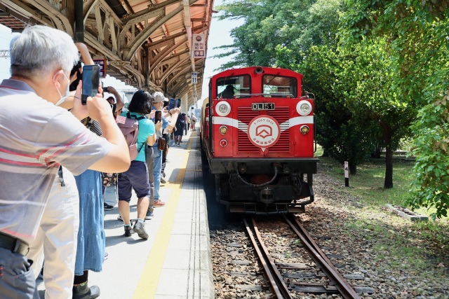 阿里山林鐵全線通車首航(吳明翰拍攝)