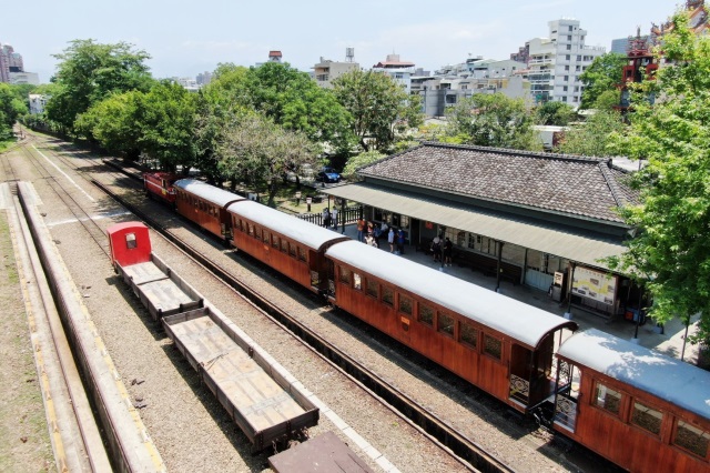 檜木列車停靠北門車站