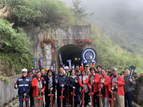The reconstruction of Alishan Forest Railway Tunnel No. 42 has started on January 8 (2021)