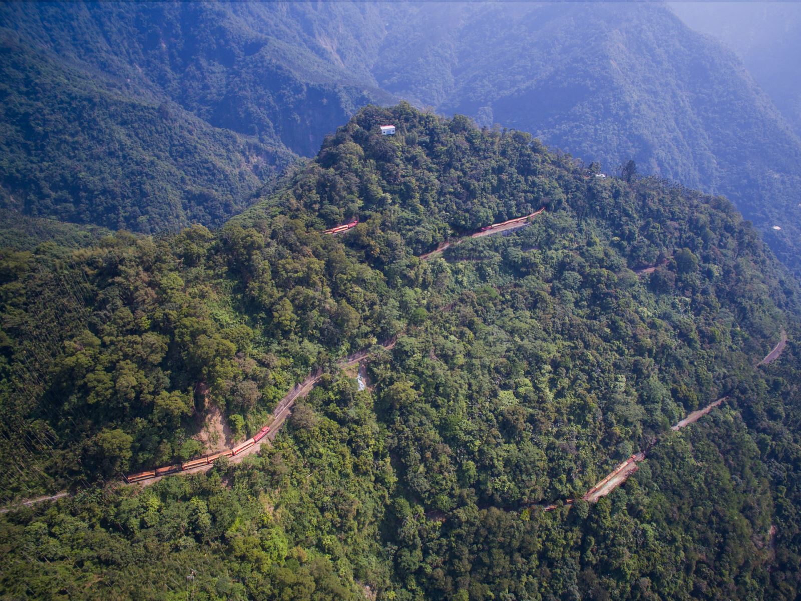 獨立山螺旋形路線(賴國華先生提供)