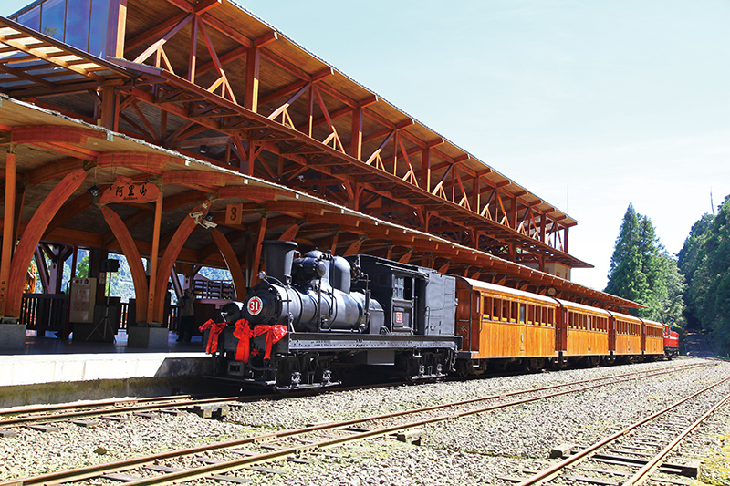 シェイ式蒸気機関車